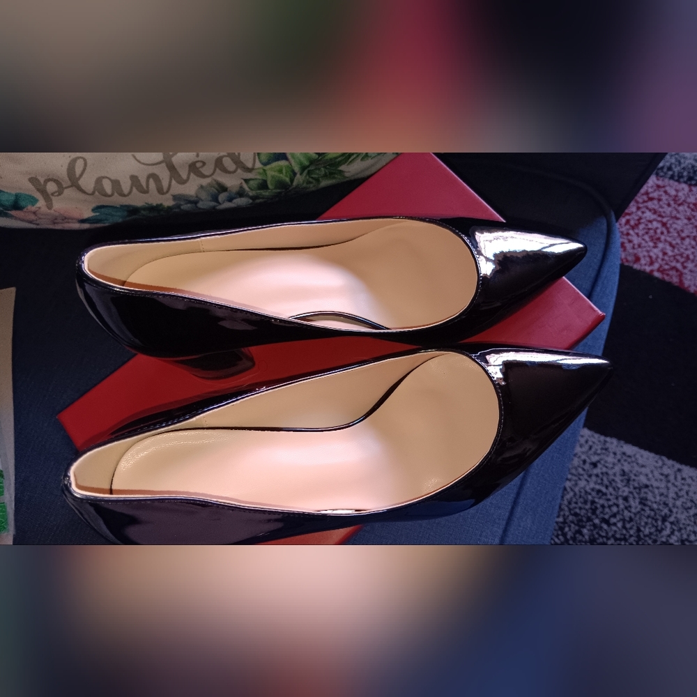 Woman Red bottom shoes man made